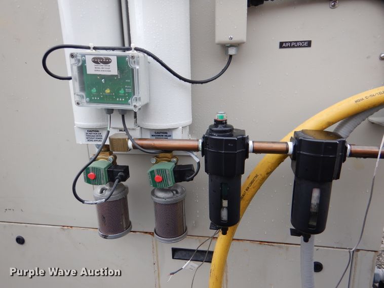 image for item DM1335 Cincinnati Sub-Zero ZP-64  test chamber