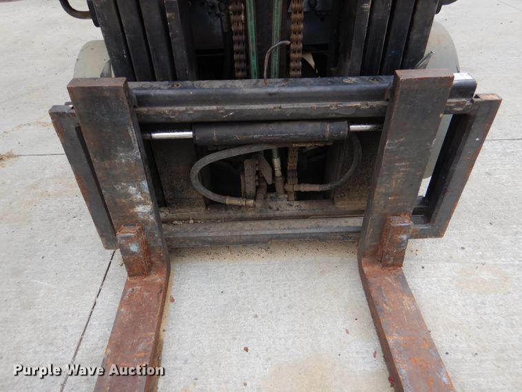 image for item DM1343 Toyota 42-6FGCU25  forklift