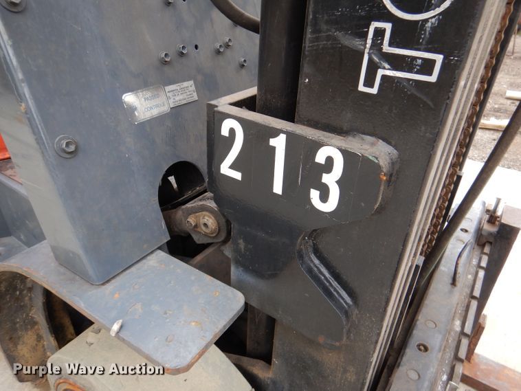 image for item DM1343 Toyota 42-6FGCU25  forklift