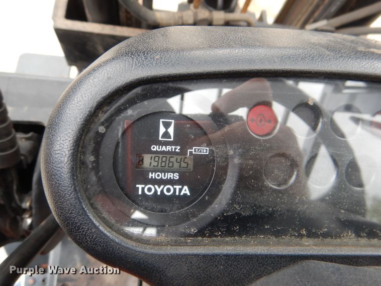 image for item DM1343 Toyota 42-6FGCU25  forklift