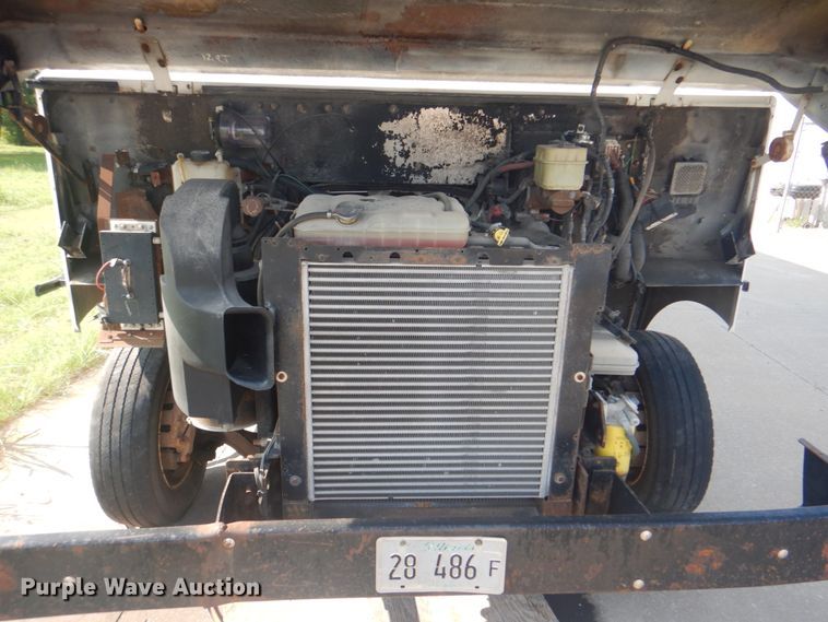 image for item DM3943 2008 Freightliner MT45  delivery truck