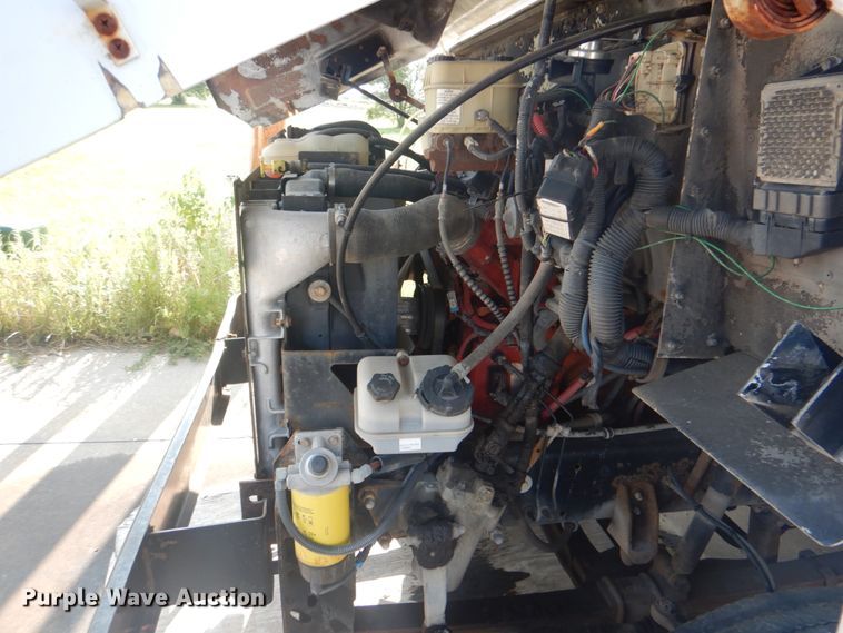 image for item DM3943 2008 Freightliner MT45  delivery truck