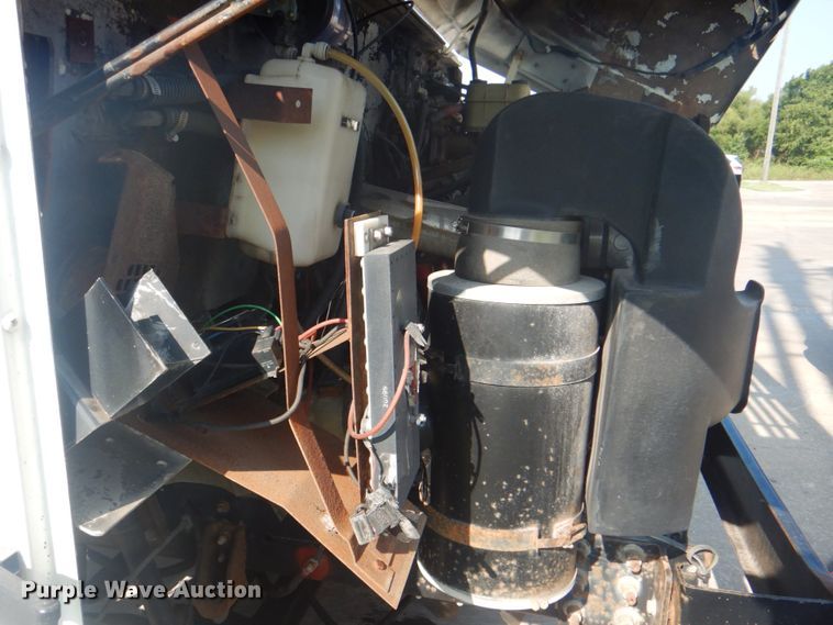 image for item DM3943 2008 Freightliner MT45  delivery truck