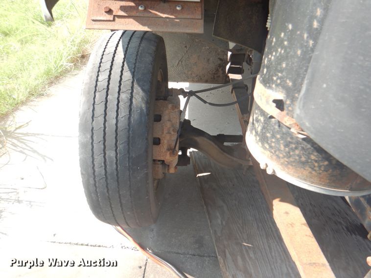 image for item DM3943 2008 Freightliner MT45  delivery truck