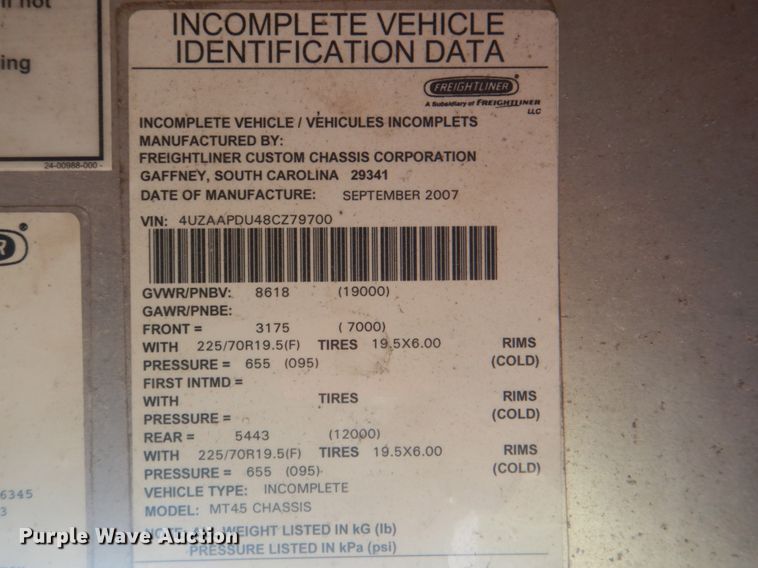 image for item DM3943 2008 Freightliner MT45  delivery truck