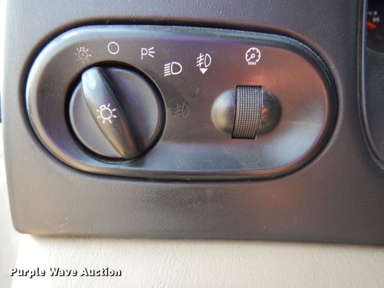 image for item DM5258 2005 Ford Excursion  limousine