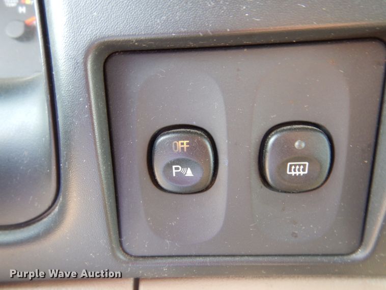 image for item DM5258 2005 Ford Excursion  limousine