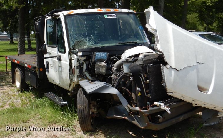 image for item DM6342 2012 International TerraStar  flatbed truck