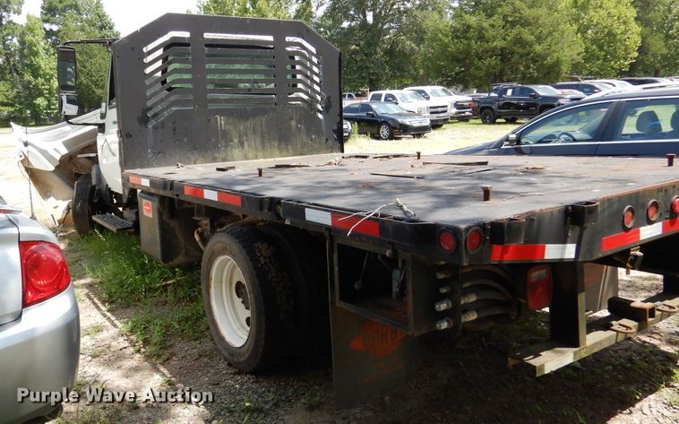 image for item DM6342 2012 International TerraStar  flatbed truck