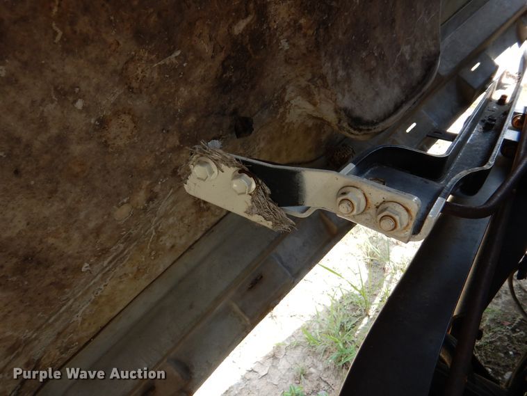 image for item DM6342 2012 International TerraStar  flatbed truck