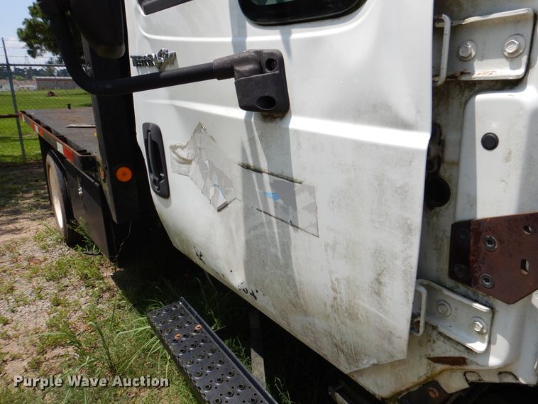image for item DM6342 2012 International TerraStar  flatbed truck