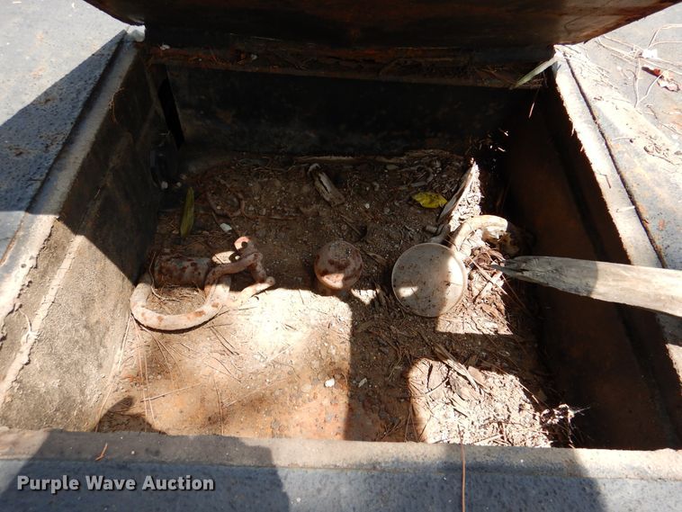 image for item DM6342 2012 International TerraStar  flatbed truck