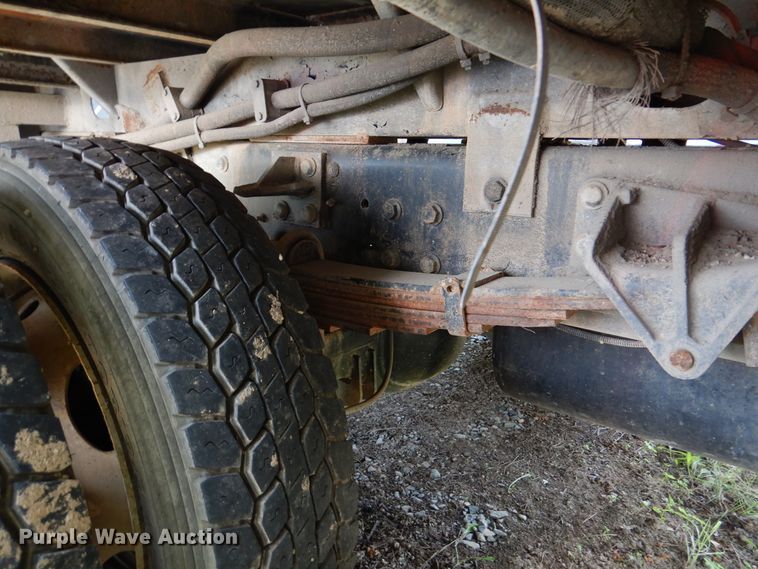 image for item DM6342 2012 International TerraStar  flatbed truck