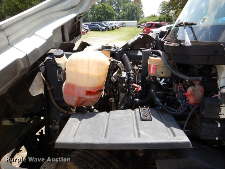 image for item DM6342 2012 International TerraStar  flatbed truck