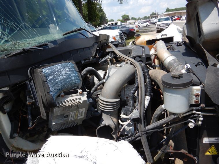 image for item DM6342 2012 International TerraStar  flatbed truck