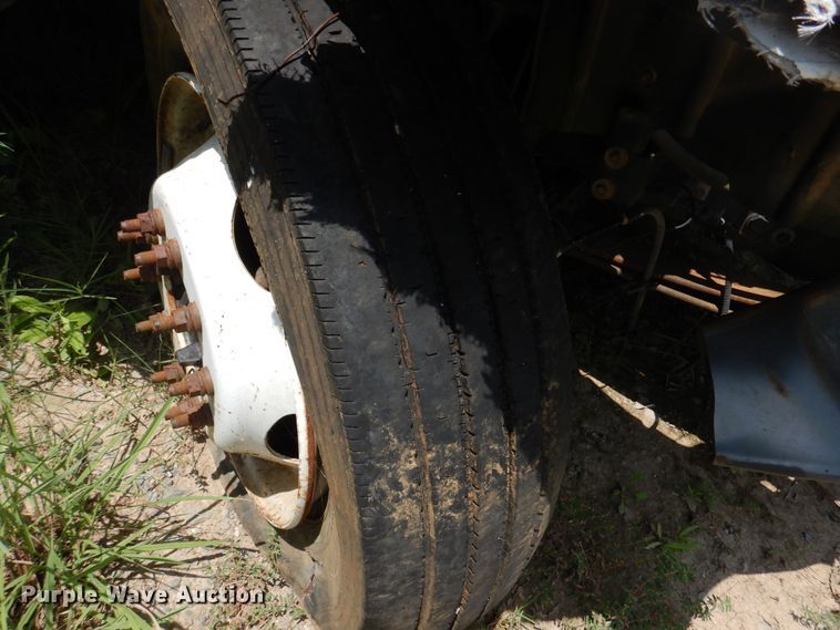 image for item DM6342 2012 International TerraStar  flatbed truck