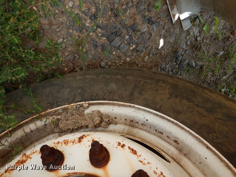 image for item DM6342 2012 International TerraStar  flatbed truck