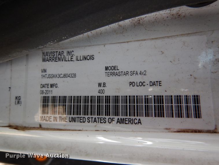 image for item DM6342 2012 International TerraStar  flatbed truck