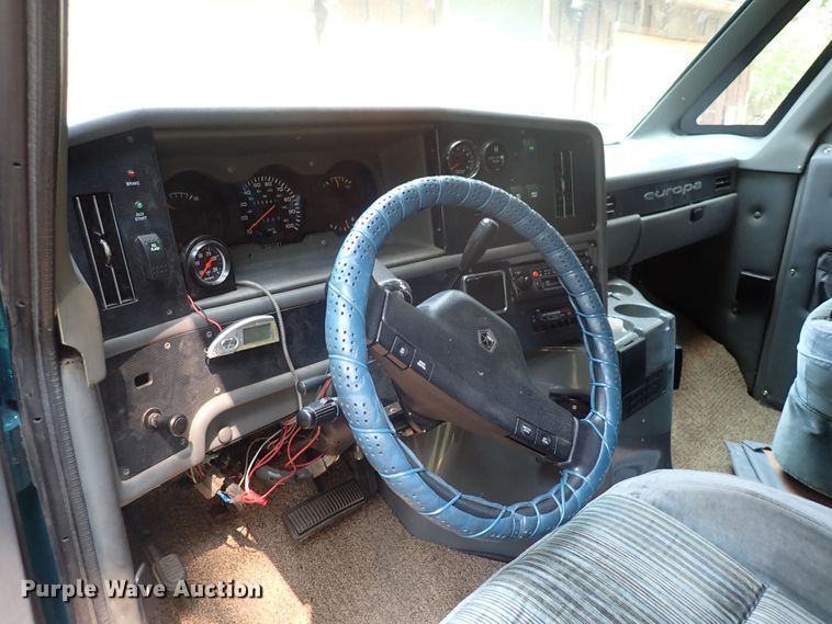 image for item DN1890 1994 Europa  RV