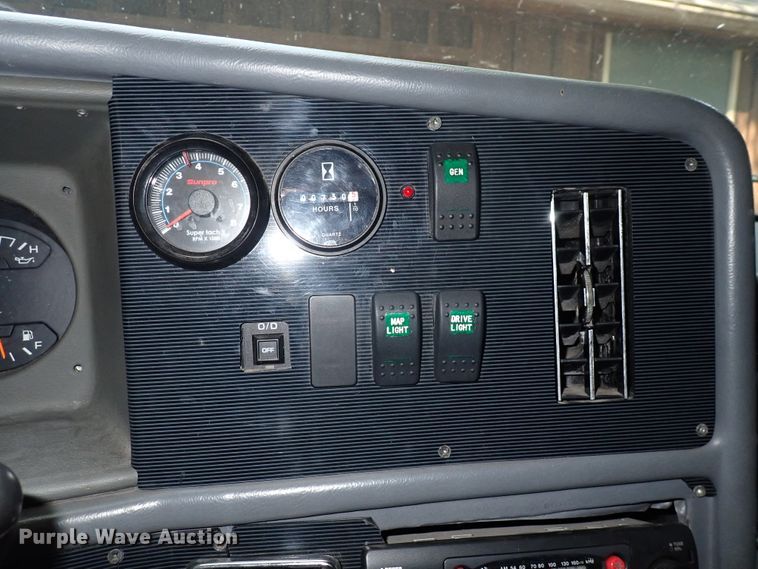 image for item DN1890 1994 Europa  RV