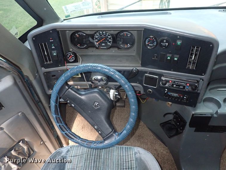 image for item DN1890 1994 Europa  RV