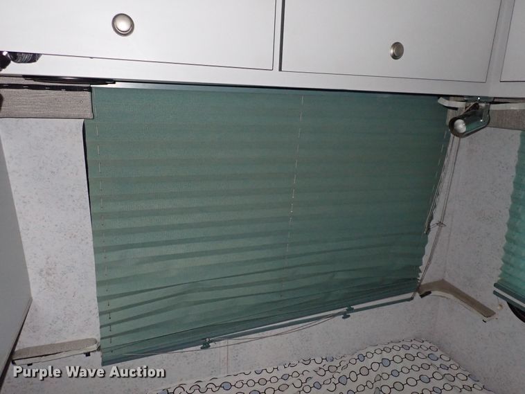 image for item DN1890 1994 Europa  RV