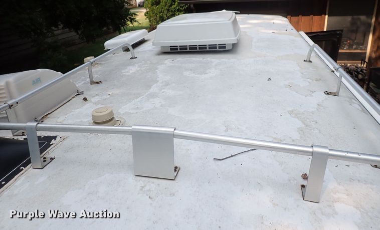 image for item DN1890 1994 Europa  RV