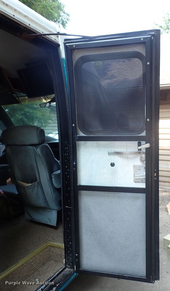 image for item DN1890 1994 Europa  RV