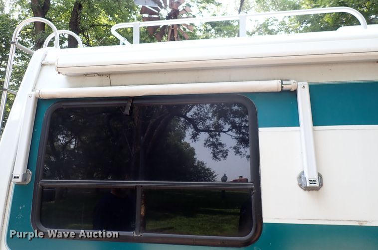 image for item DN1890 1994 Europa  RV