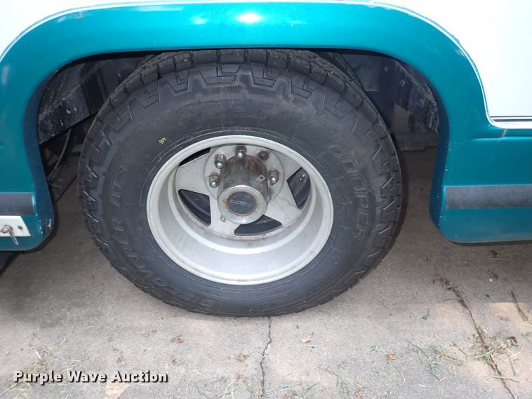 image for item DN1890 1994 Europa  RV