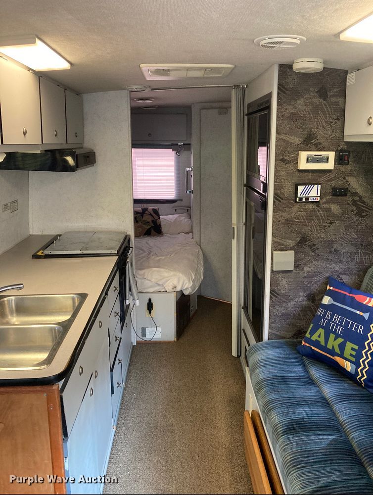 image for item DN1890 1994 Europa  RV