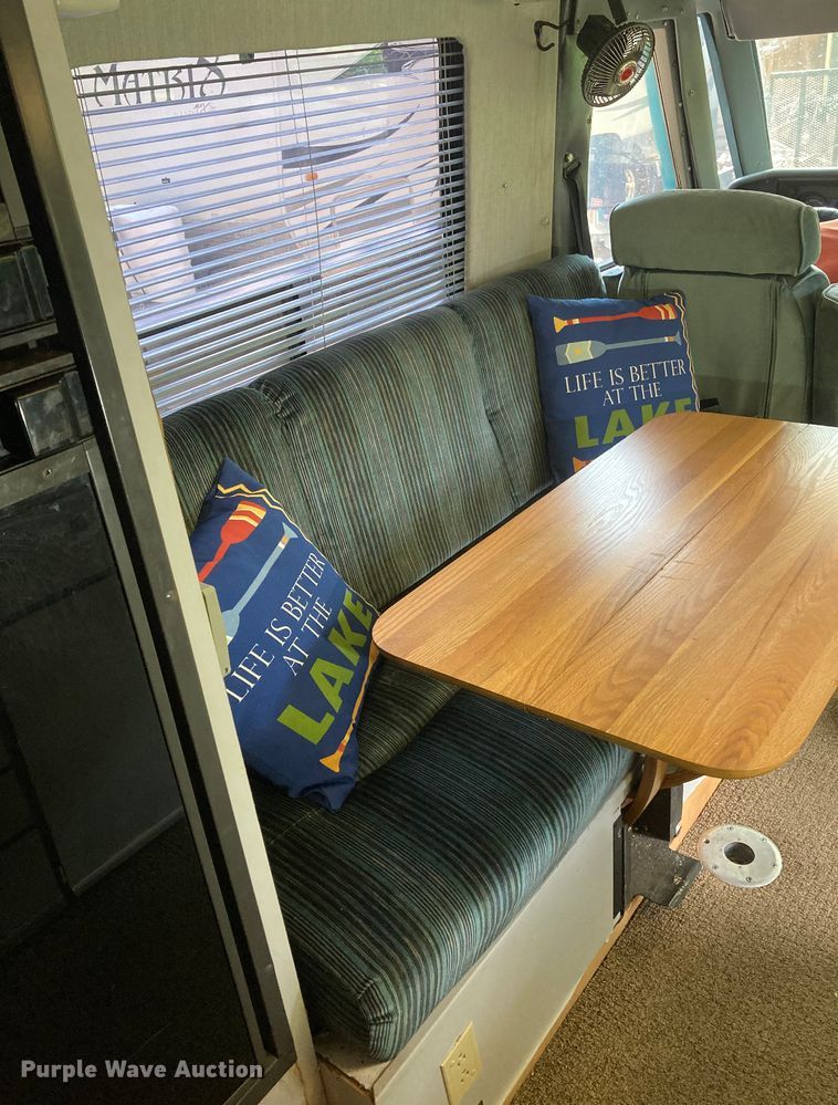 image for item DN1890 1994 Europa  RV