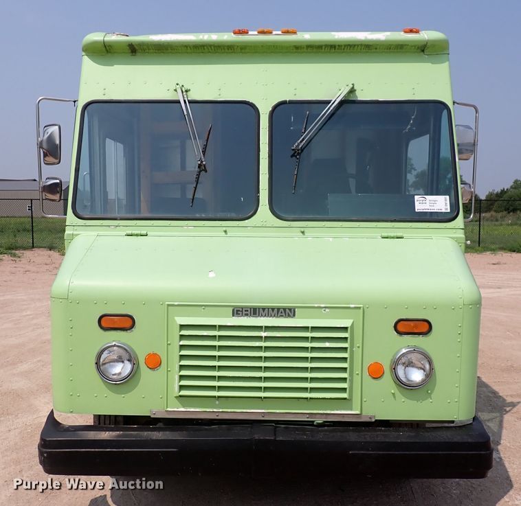 image for item DN1891 1994 Oshkosh MSN  food truck