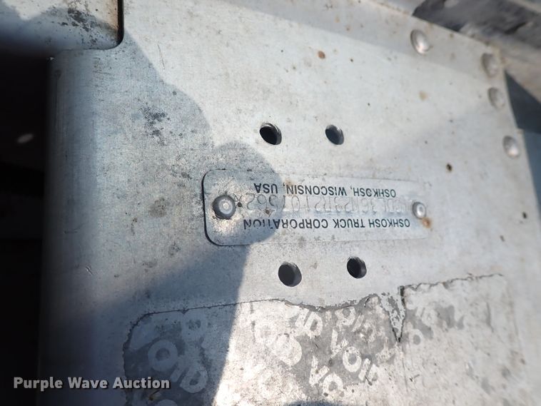 image for item DN1891 1994 Oshkosh MSN  food truck