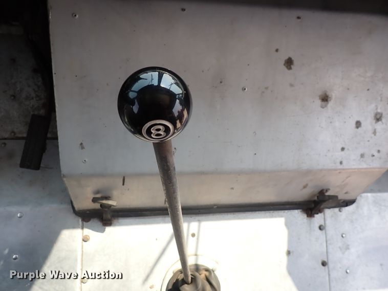 image for item DN1891 1994 Oshkosh MSN  food truck