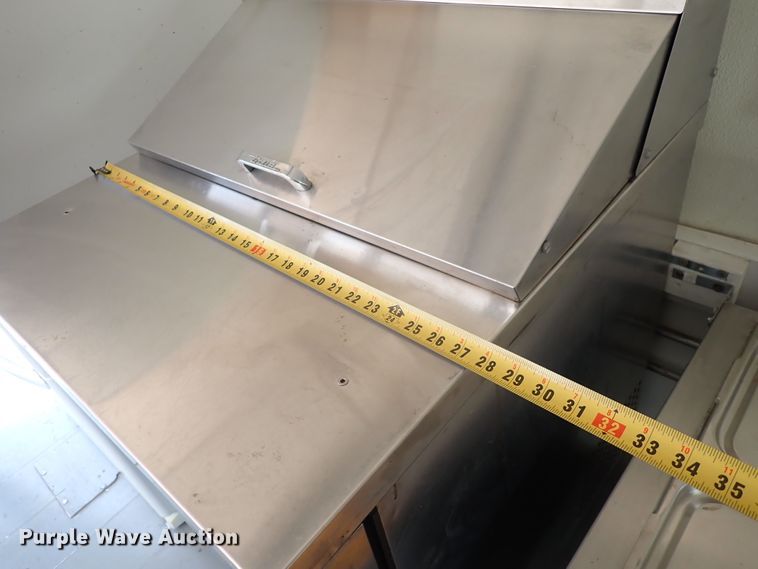 image for item DN1891 1994 Oshkosh MSN  food truck