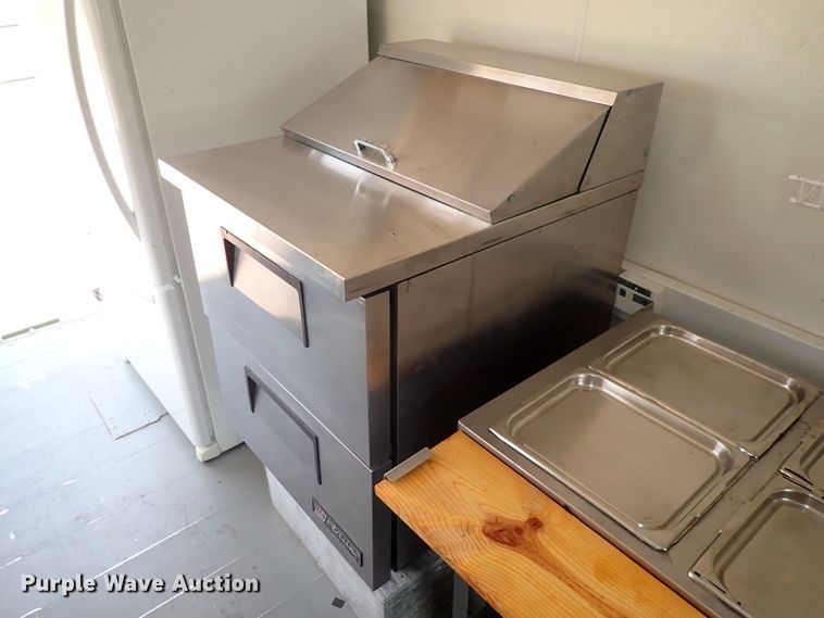 image for item DN1891 1994 Oshkosh MSN  food truck