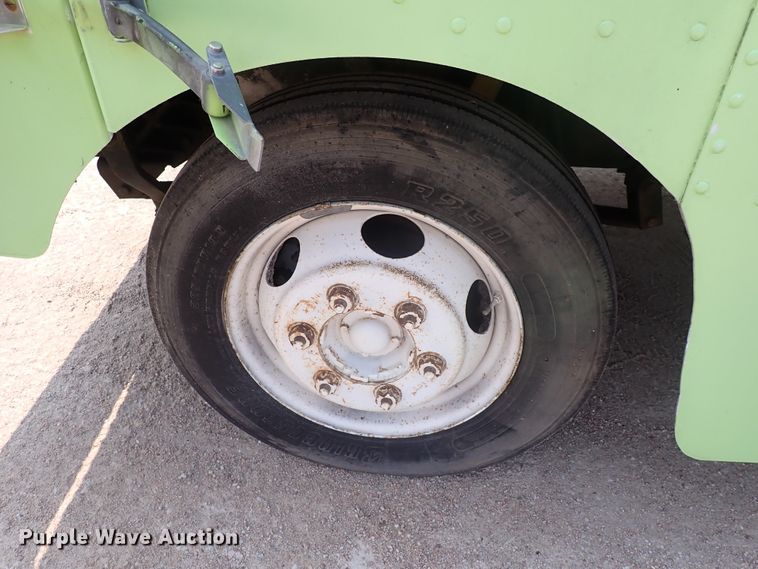 image for item DN1891 1994 Oshkosh MSN  food truck