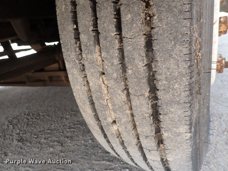 image for item DN1891 1994 Oshkosh MSN  food truck