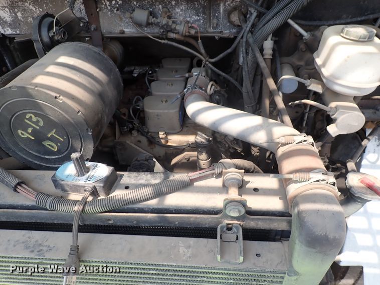 image for item DN1891 1994 Oshkosh MSN  food truck