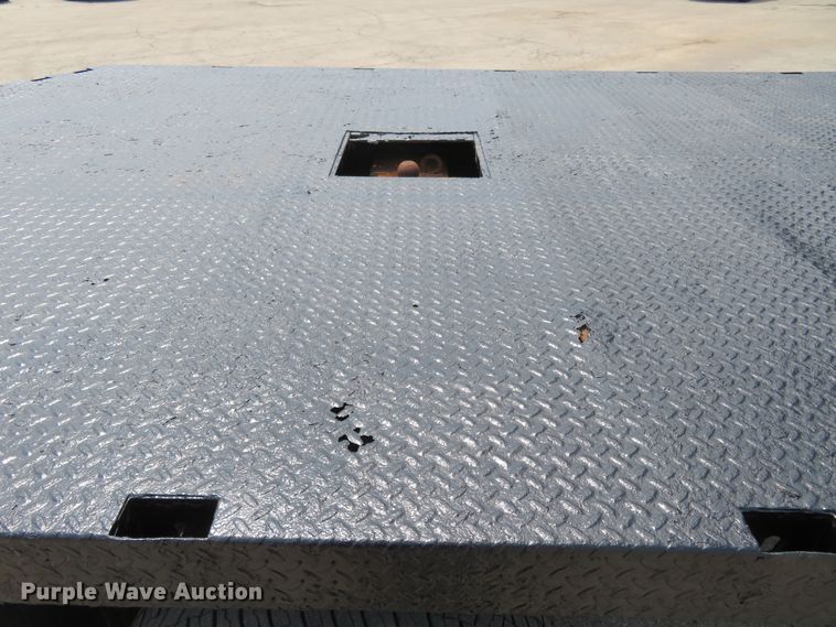 image for item FP9358 2015 Ford F550  flatbed truck