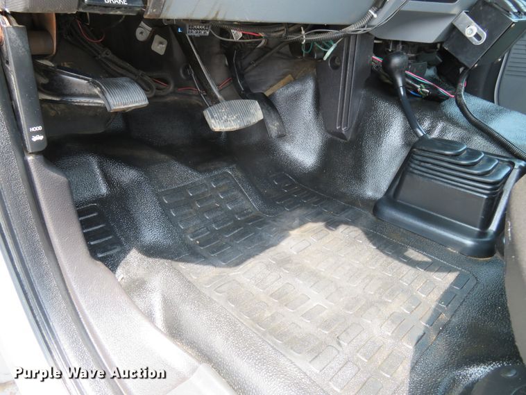 image for item FP9358 2015 Ford F550  flatbed truck