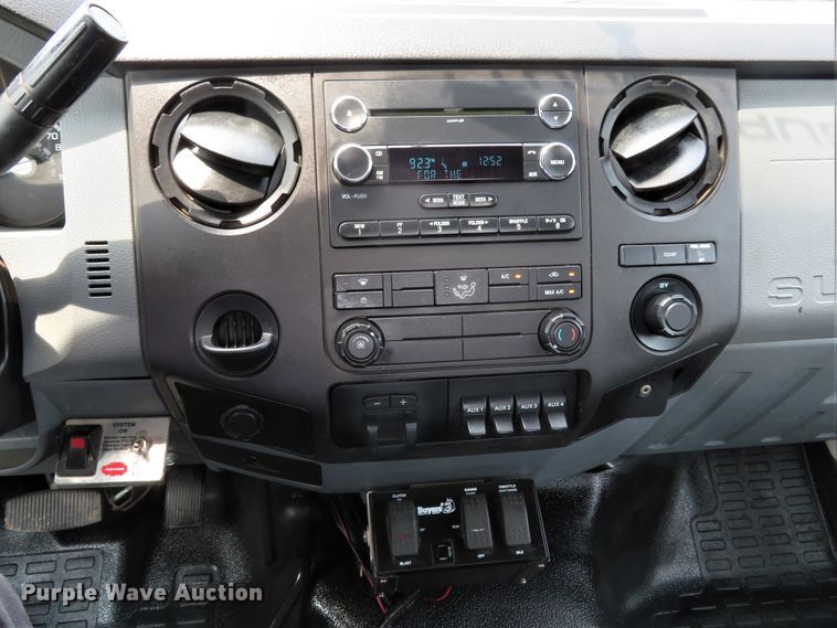 image for item FP9358 2015 Ford F550  flatbed truck