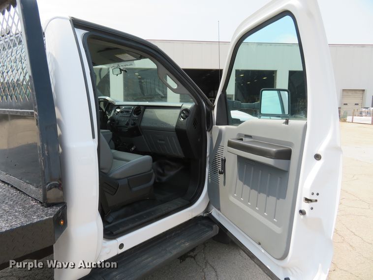 image for item FP9358 2015 Ford F550  flatbed truck