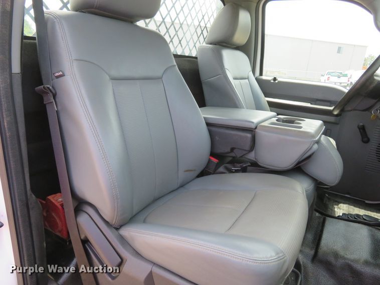 image for item FP9358 2015 Ford F550  flatbed truck