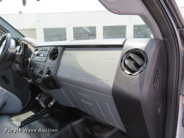 image for item FP9358 2015 Ford F550  flatbed truck