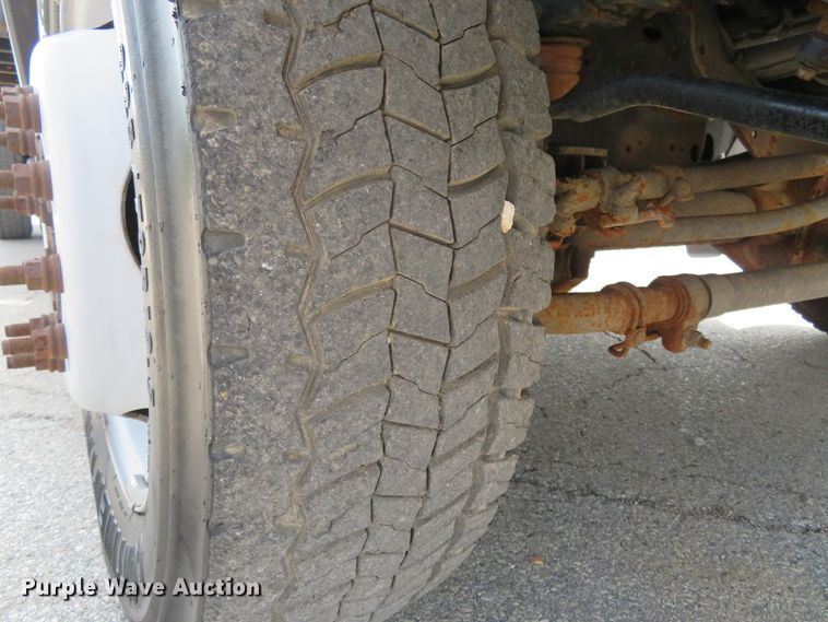 image for item FP9358 2015 Ford F550  flatbed truck