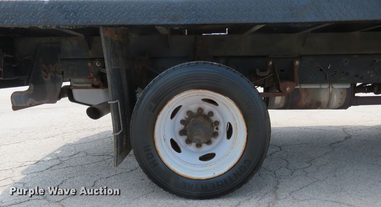 image for item FP9358 2015 Ford F550  flatbed truck