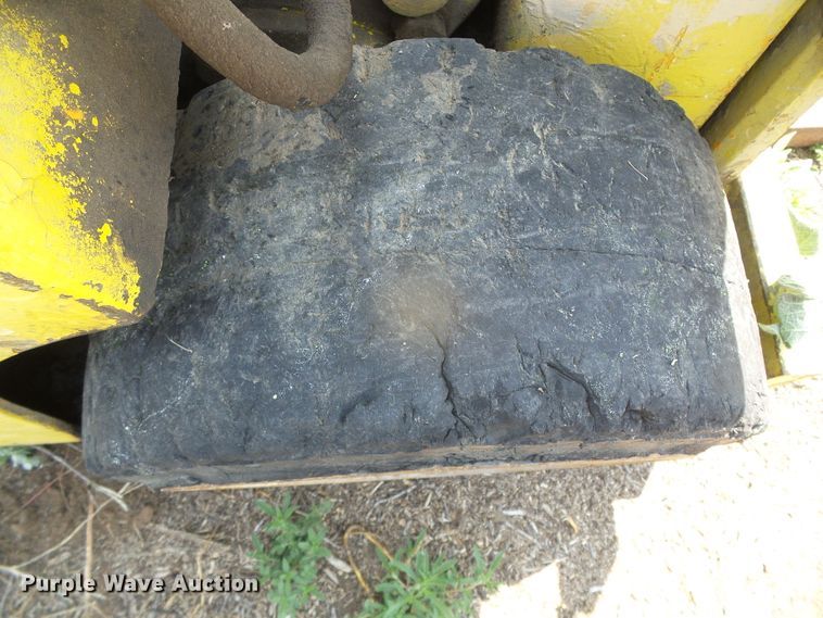 image for item GR9495 Clark  forklift