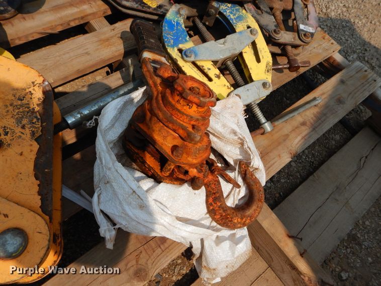 image for item HF9229 Clamps